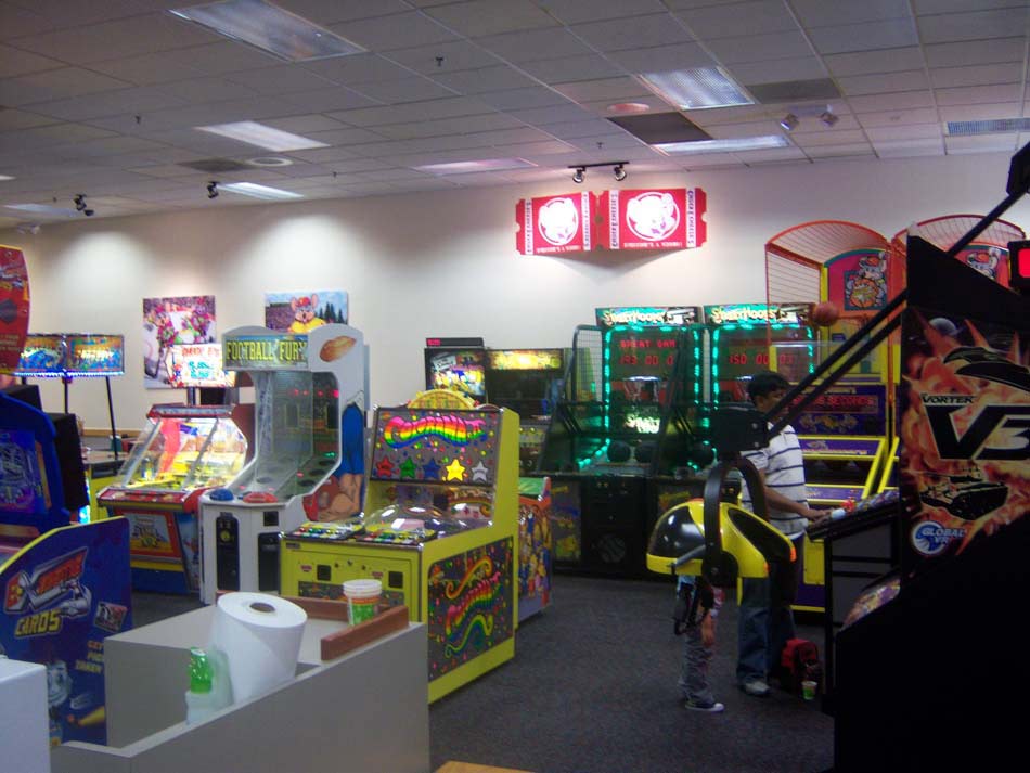 Connecticut Commercial Electrician – Chuck E. Cheese Amusements