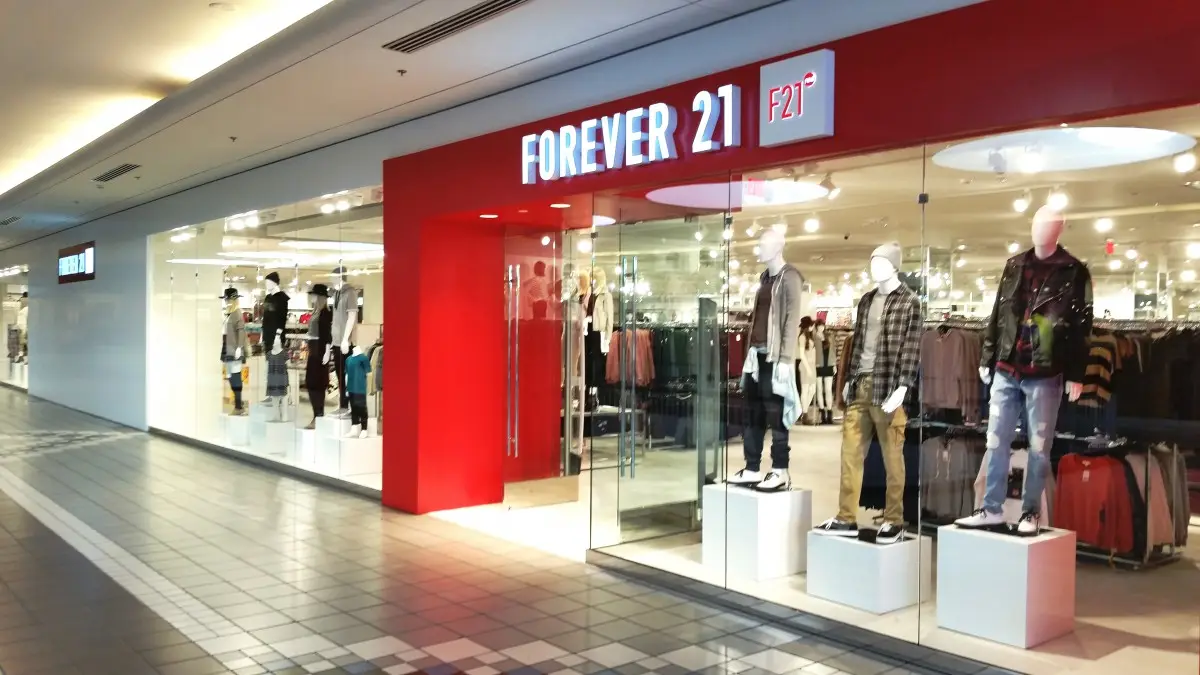 Forever 21 commercial generator installation by Miele Electric Power Connecticut